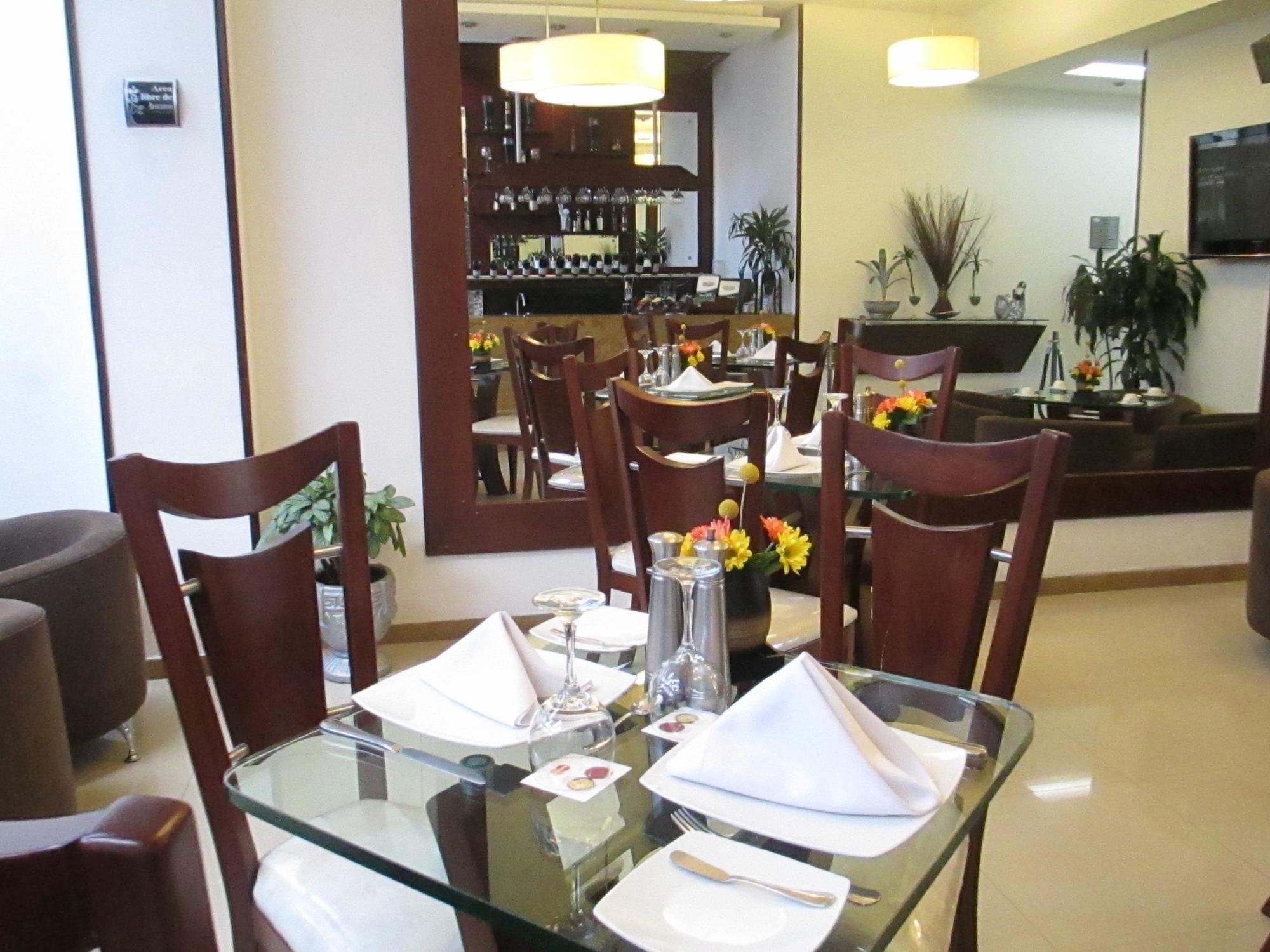Hotel Platinum Suite Bogotá Eksteriør bilde